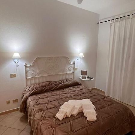 Casa Sabry Lägenhet Olbia Exteriör bild